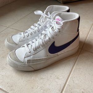 Youth Size 3.5 Excellent Condition